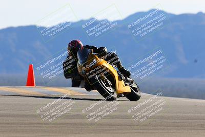 media/Jan-08-2022-SoCal Trackdays (Sat) [[1ec2777125]]/Turn 9 (125pm)/